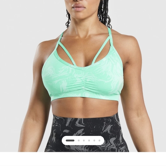 Gymshark Sports Bra - Picture 4 of 7